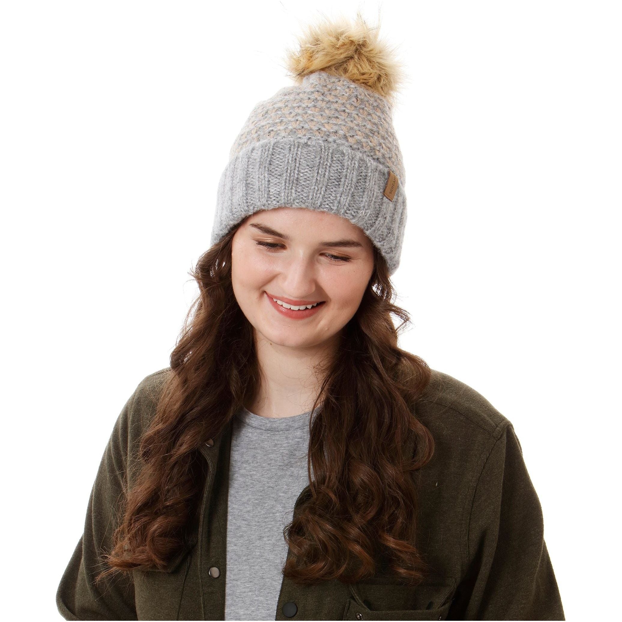 Screamer Viana - Grey On Model